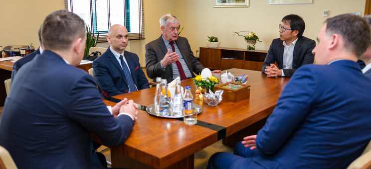 Spotkanie rektora z prezesem polskiego oddziału Samsung Electronics