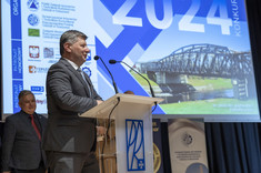 Rektor prof. P. Koszelnik,